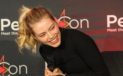 Grace Van Dien