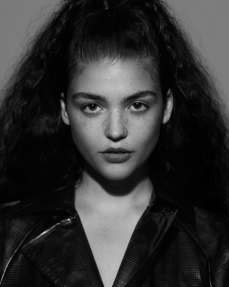 Scarlet May Robinson