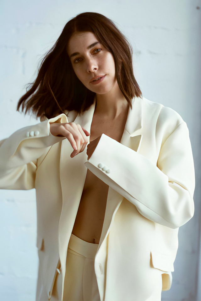 Danielle Haim Danielle Haim