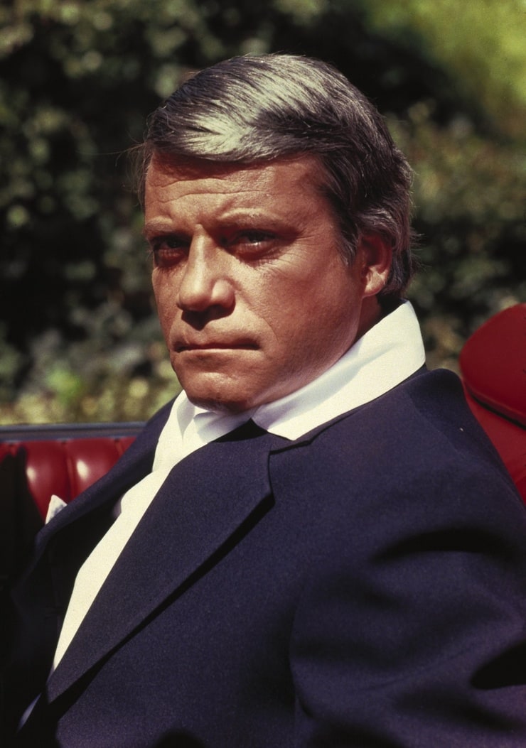 Oliver Reed