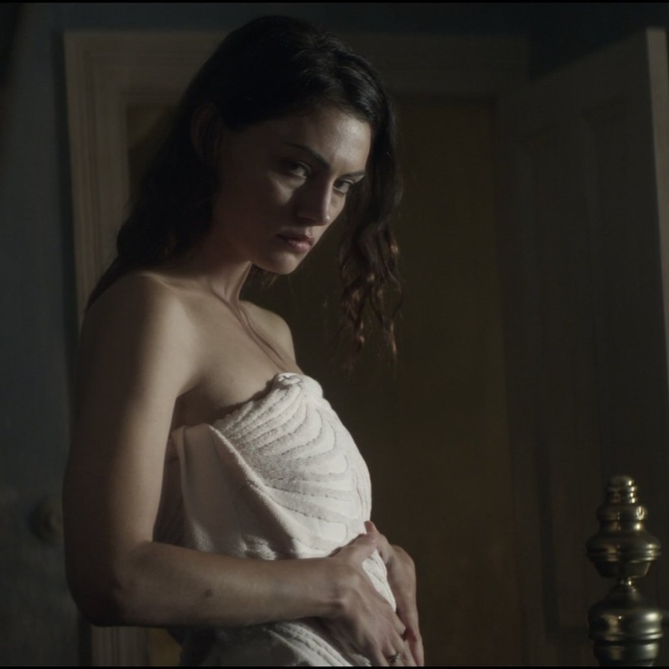 Phoebe Tonkin