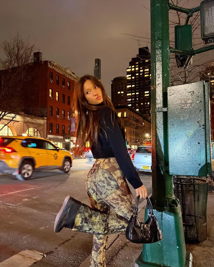 Lily Chee Lily Chee