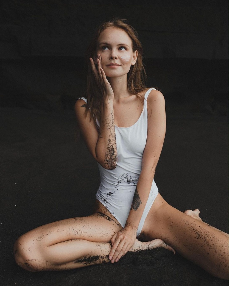 Anastasia Shcheglova Anastasia Shcheglova