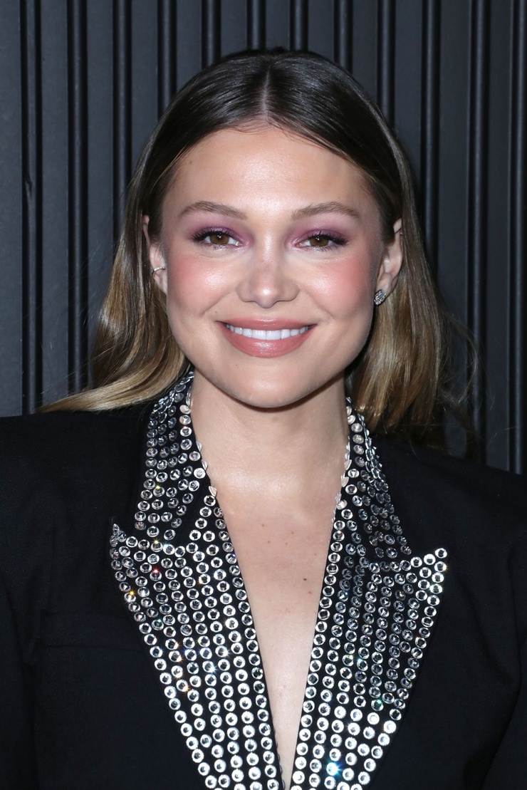 Picture of Olivia Holt