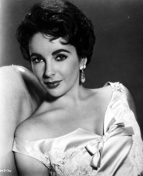 Elizabeth Taylor Elizabeth Taylor