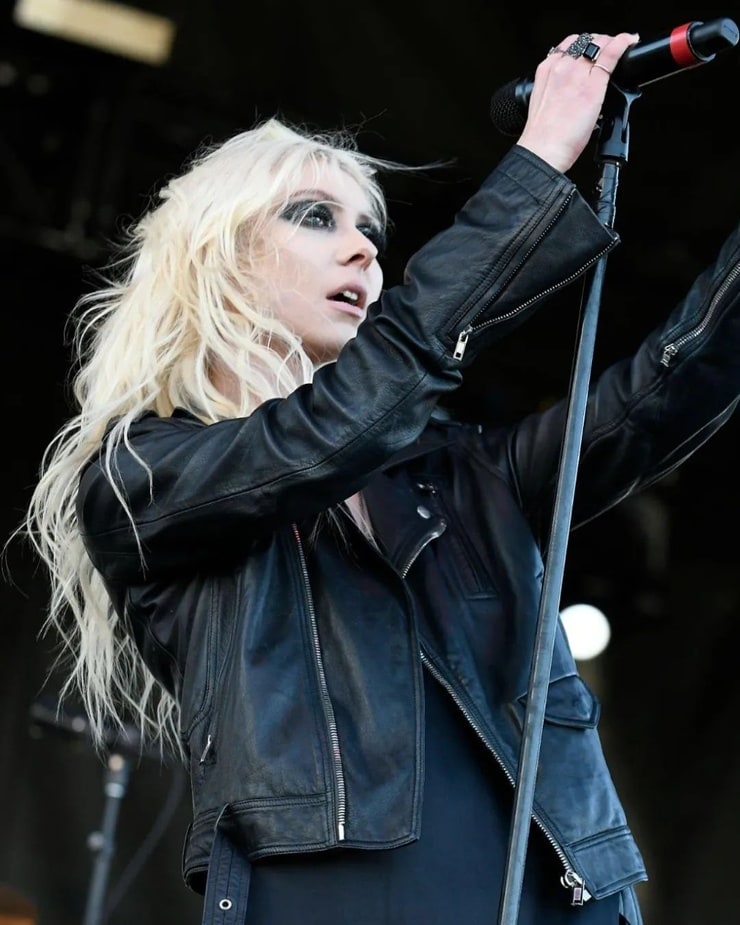 Taylor Momsen