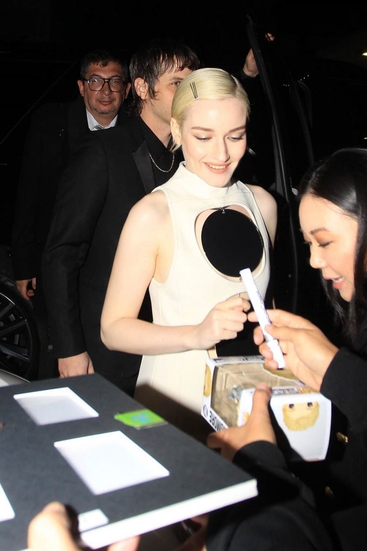 Julia Garner