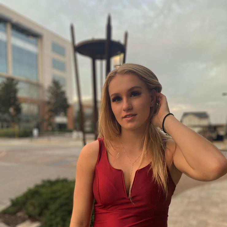 Helle Tuxen