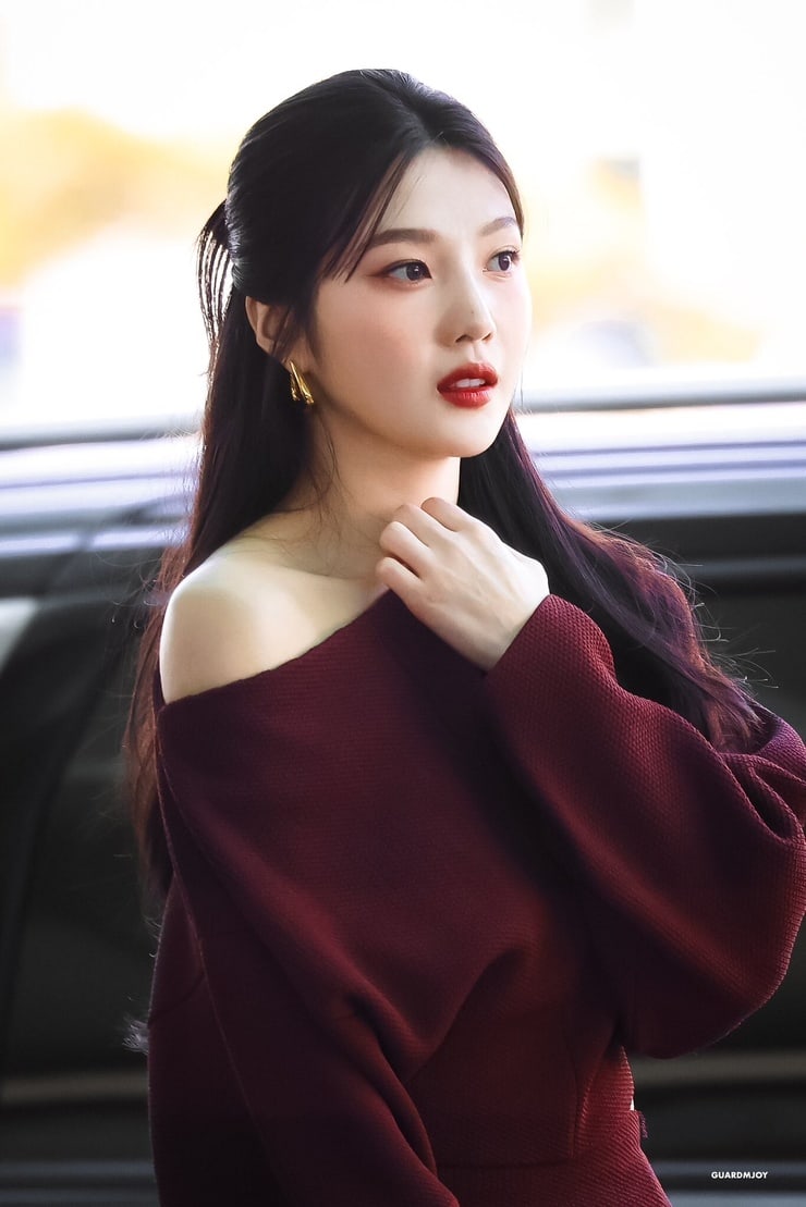 Joy (Park Soo Young)