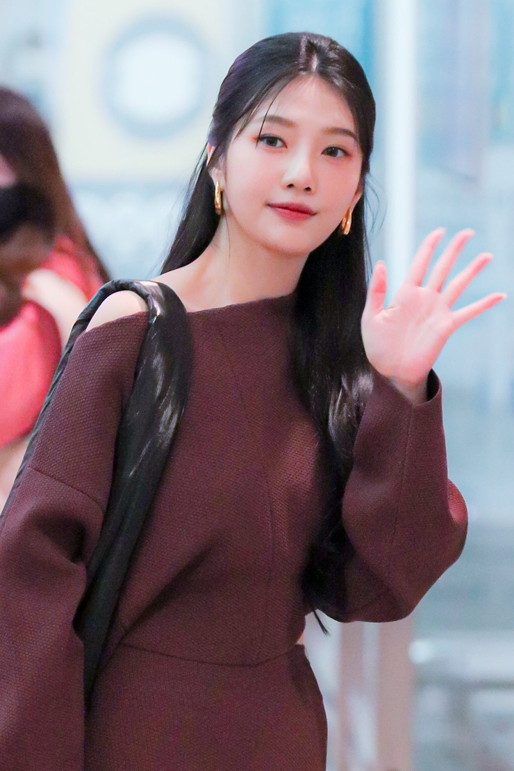 Joy (Park Soo Young)