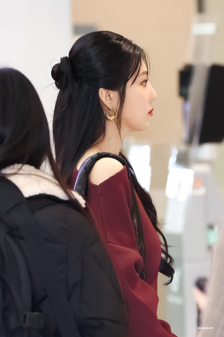 Joy (Park Soo Young)