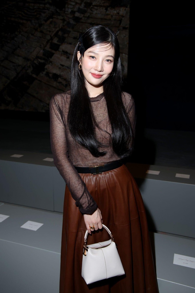 Joy (Park Soo Young)