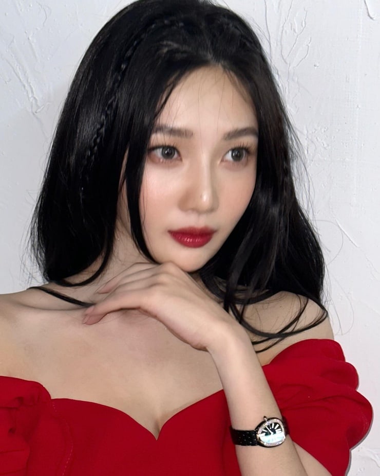 Joy (Park Soo Young)