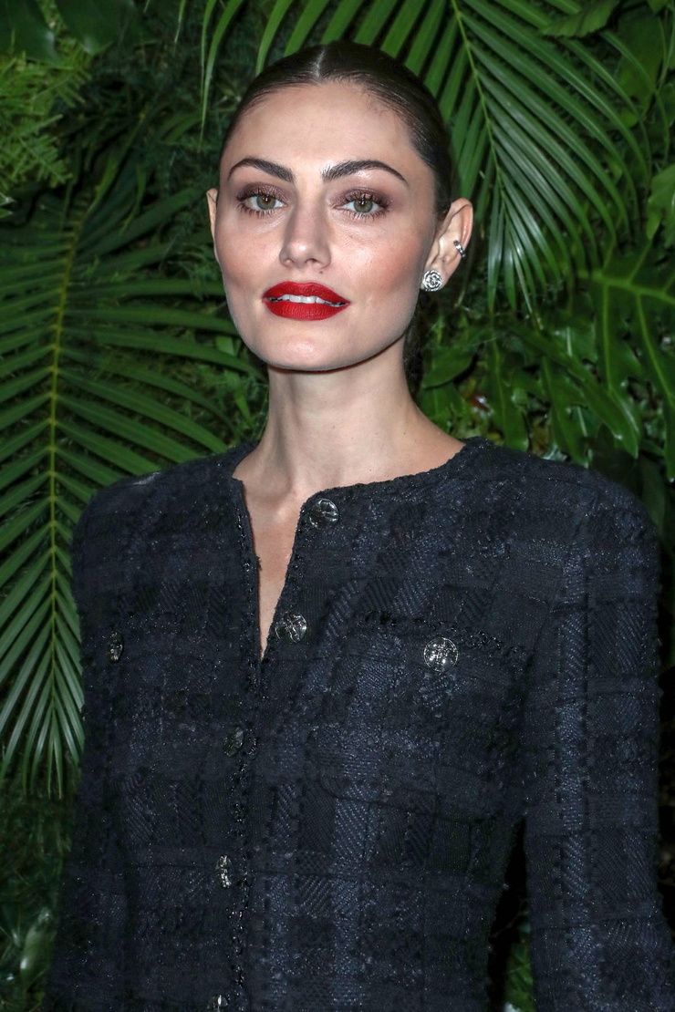 Phoebe Tonkin
