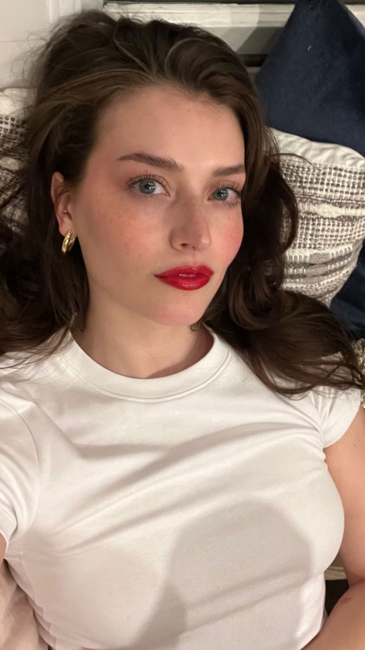 Jessica Clements