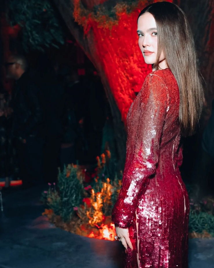 Zoey Deutch