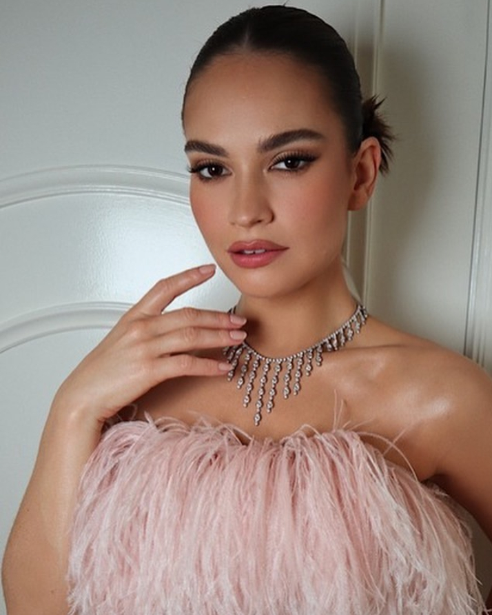 Lily James Lily James