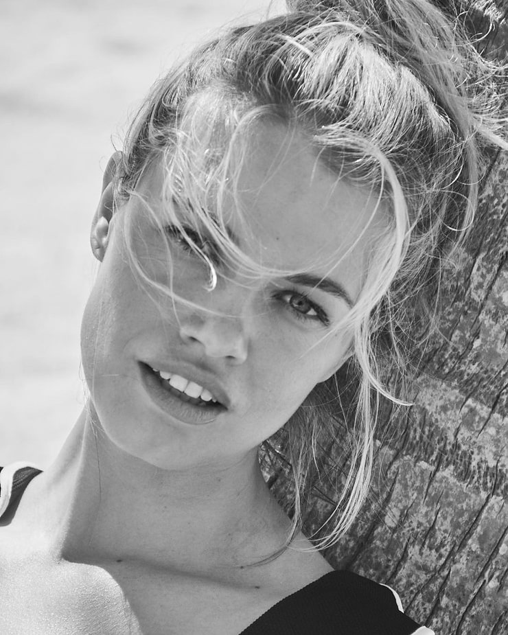 Hailey Clauson