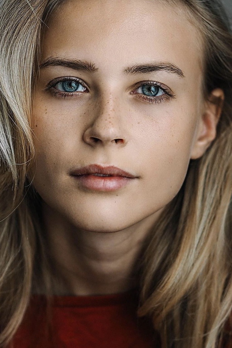 Jeanne Goursaud image