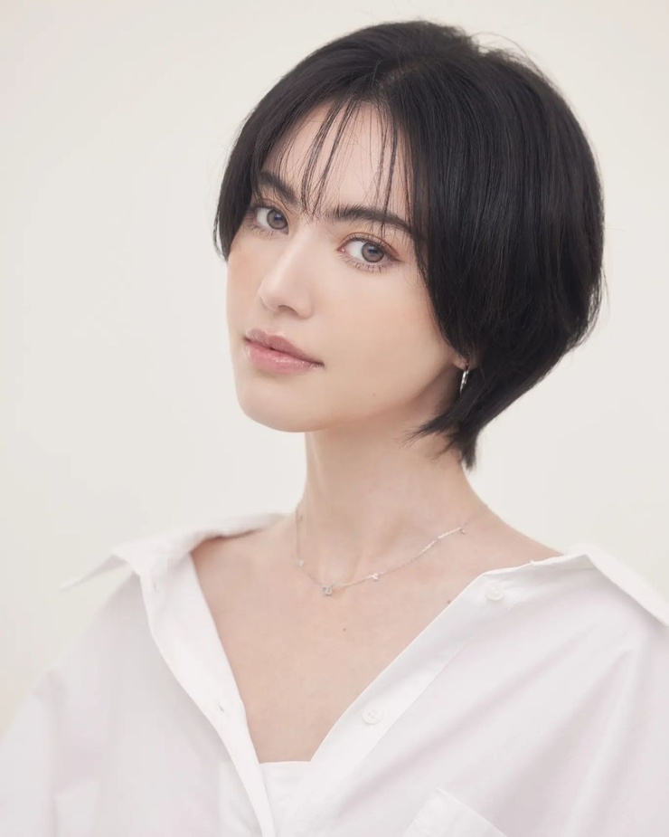 Davika Hoorne Davika Hoorne