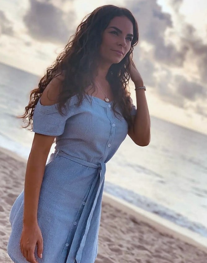 Alejandra Robles Gil