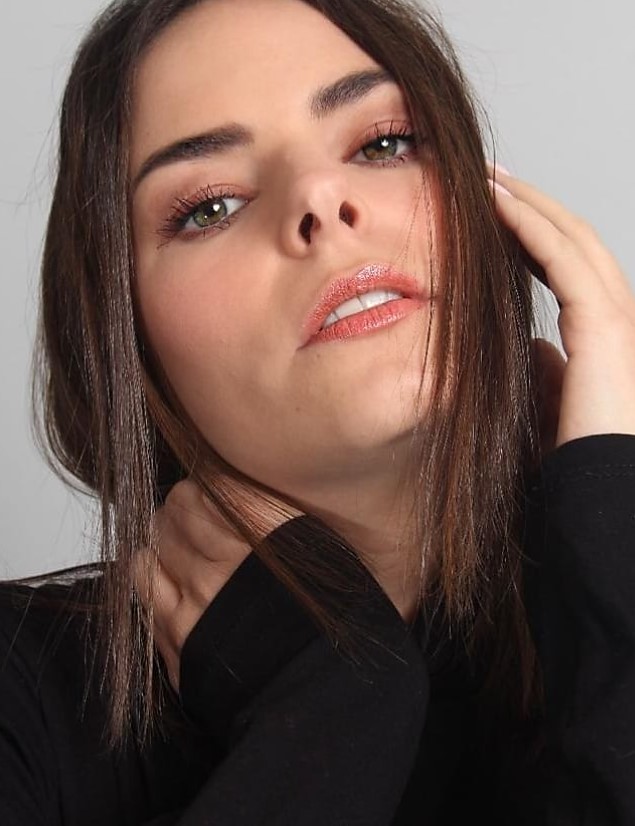 Alejandra Robles Gil