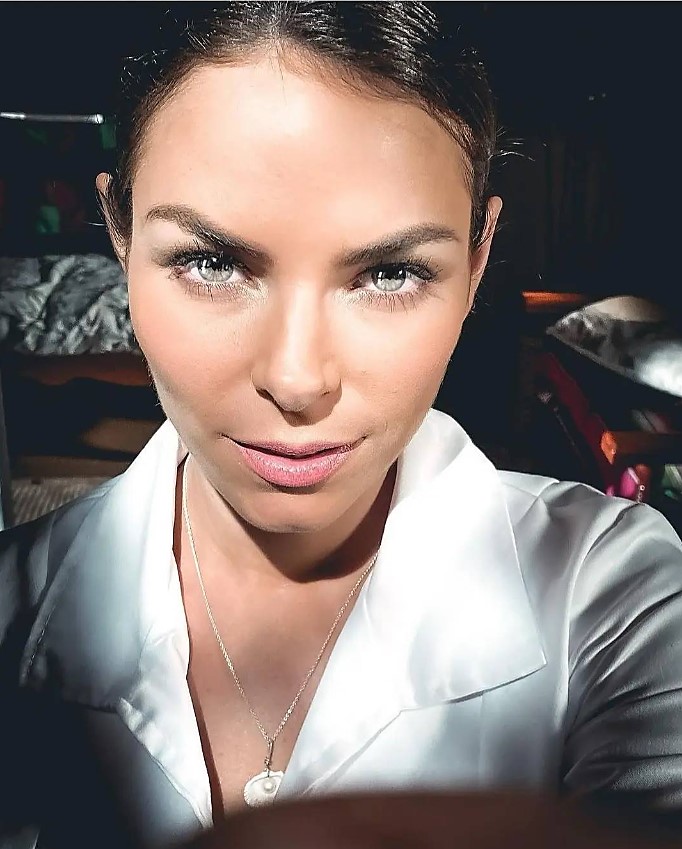 Alejandra Robles Gil