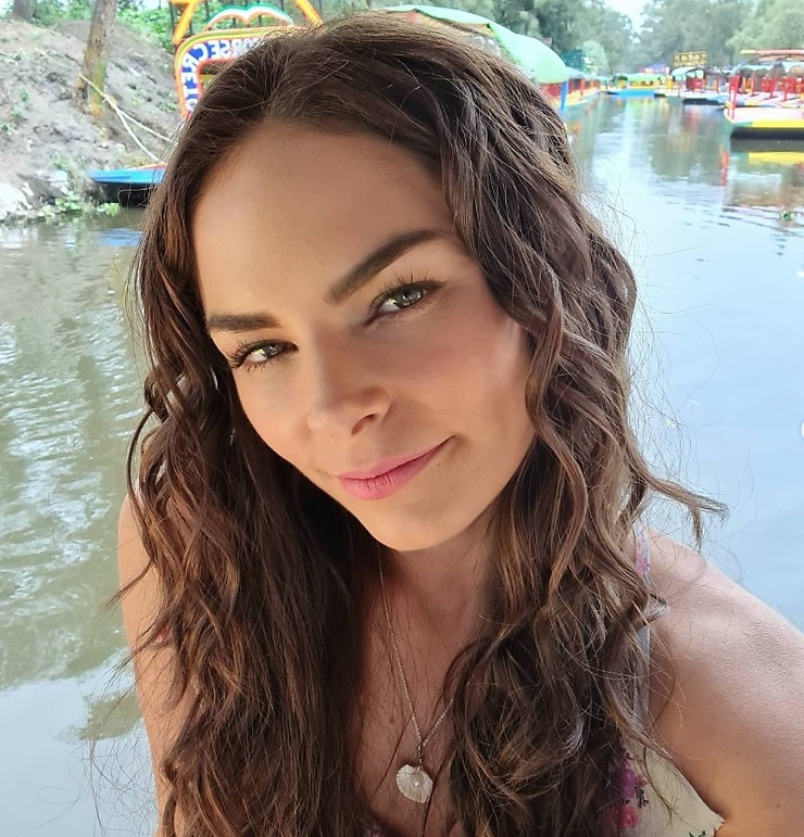 Alejandra Robles Gil