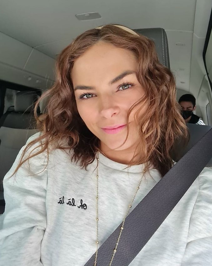 Alejandra Robles Gil