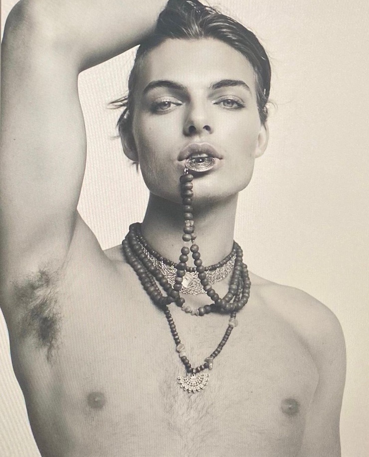 Damian Hurley Damian Hurley