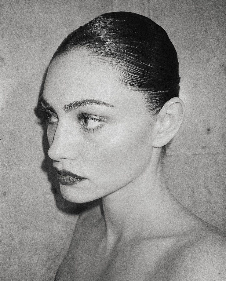Phoebe Tonkin
