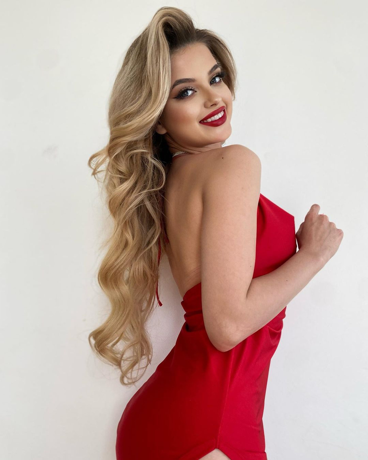 Aleksandra Bil