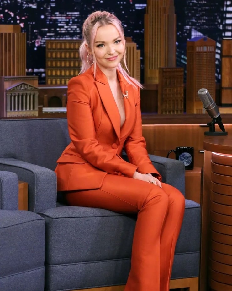 Dove Cameron