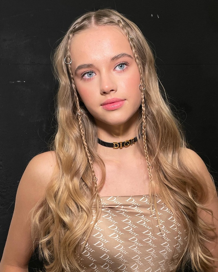 Anna Efimenko Anna Efimenko