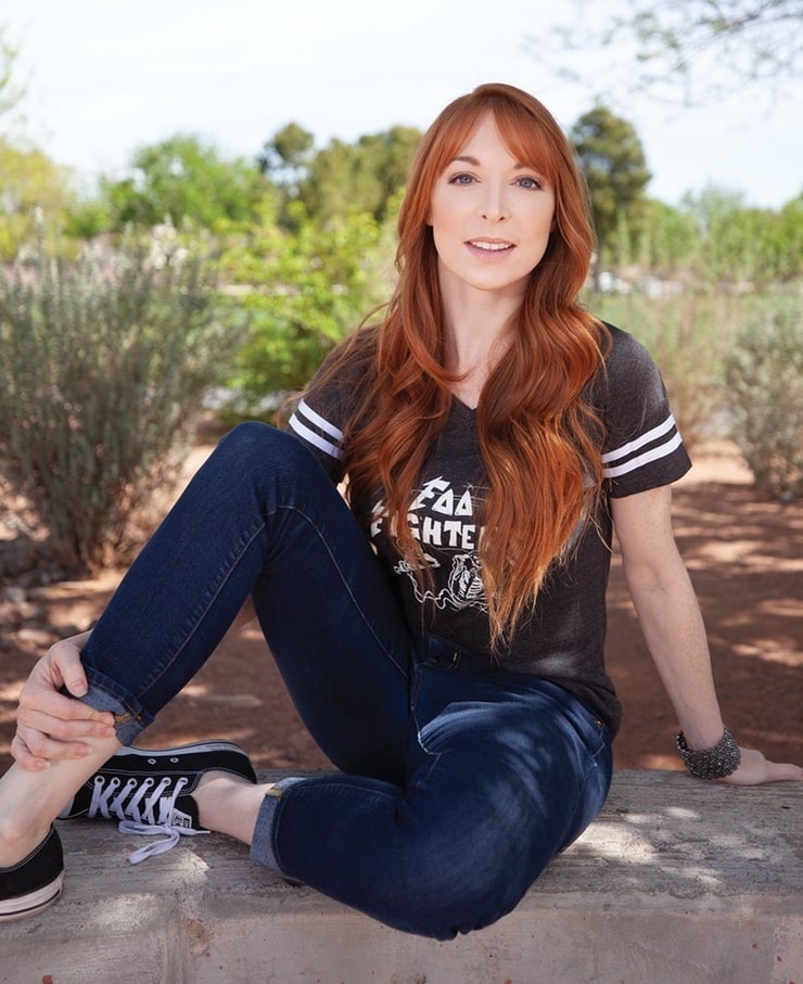 Lisa Foiles