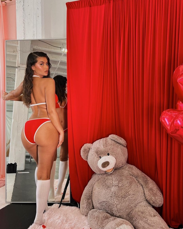 Sofia Jamora