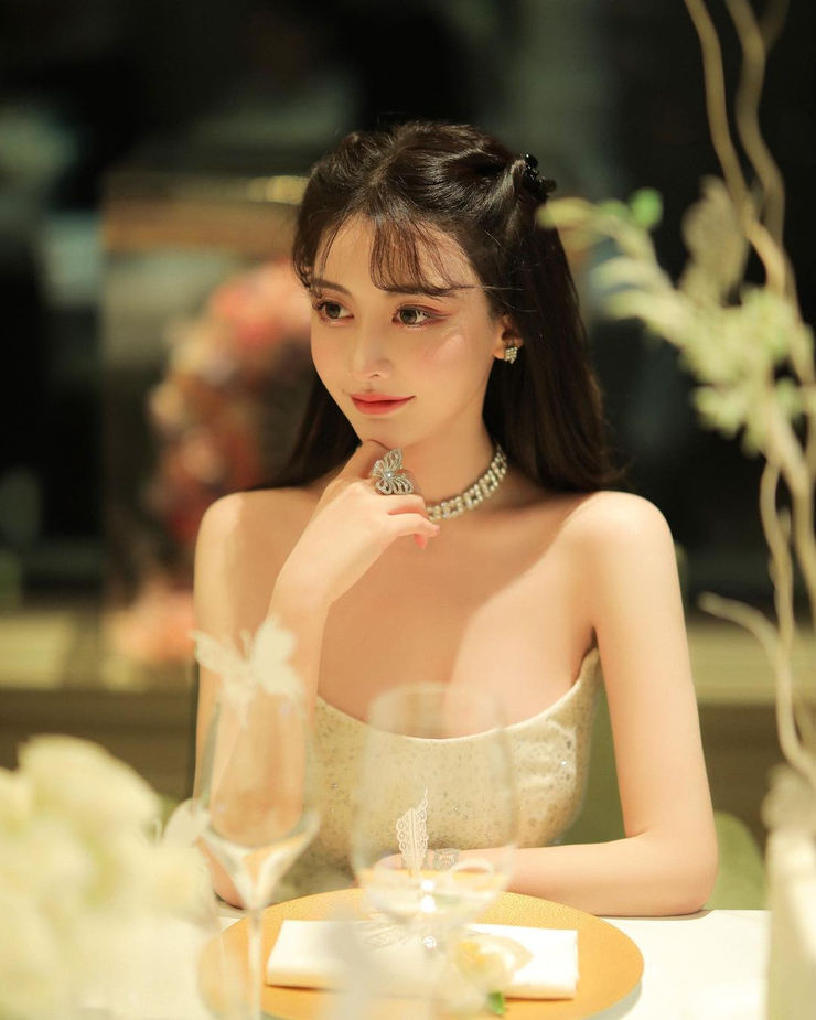 Lin Jia Zhou