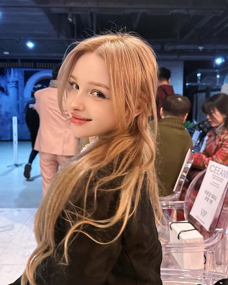 Elina Karimova Elina Karimova