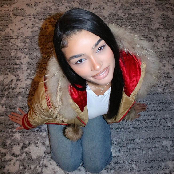 Alexis Carrington picture