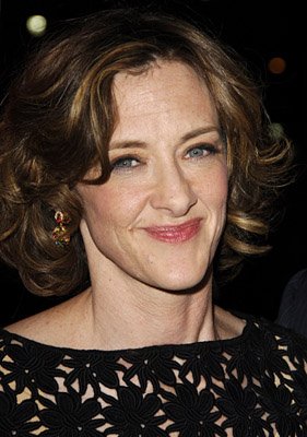 Joan Cusack image