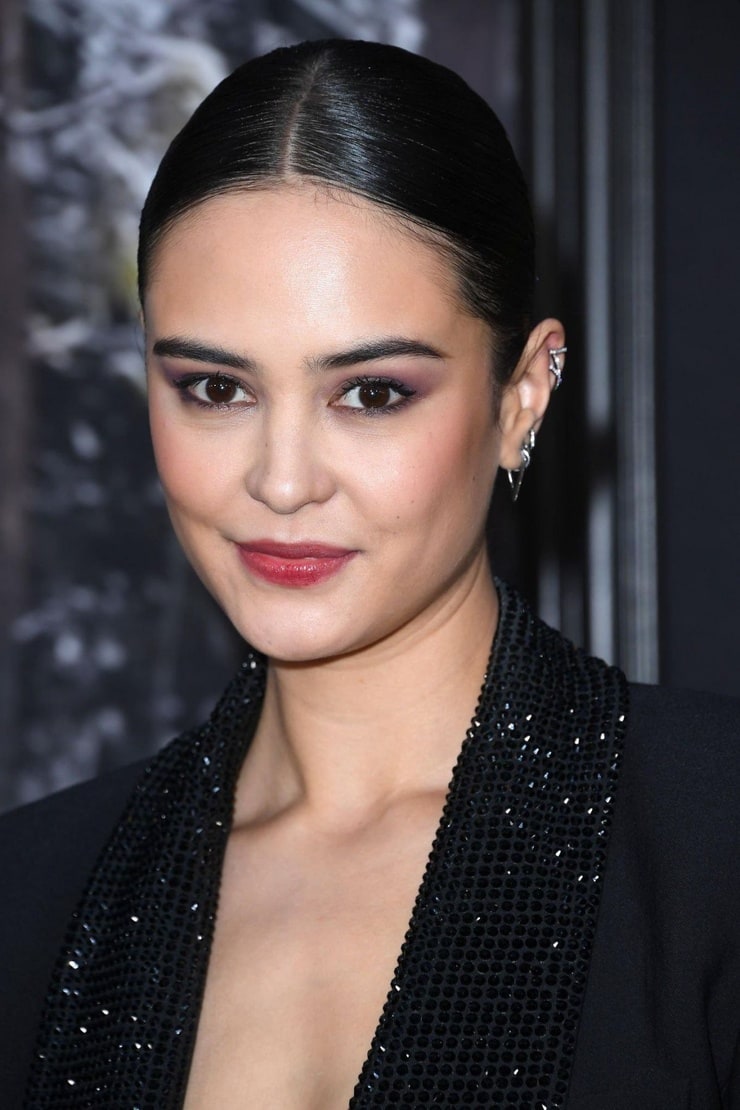 courtney-eaton-image