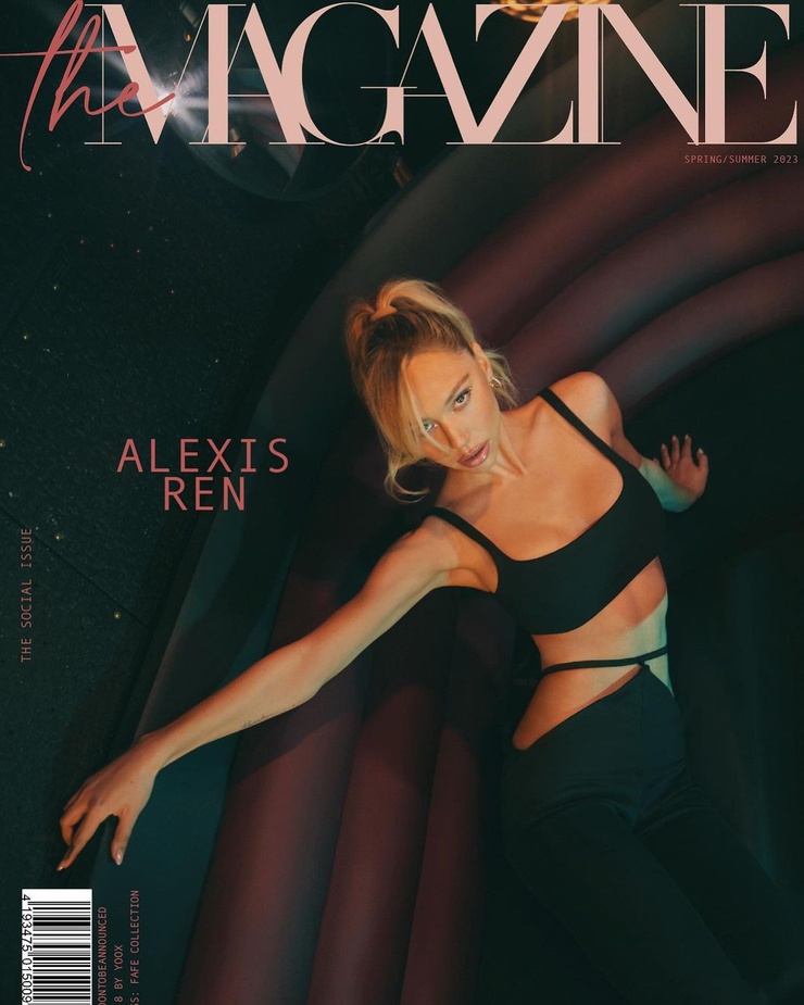 Alexis Ren