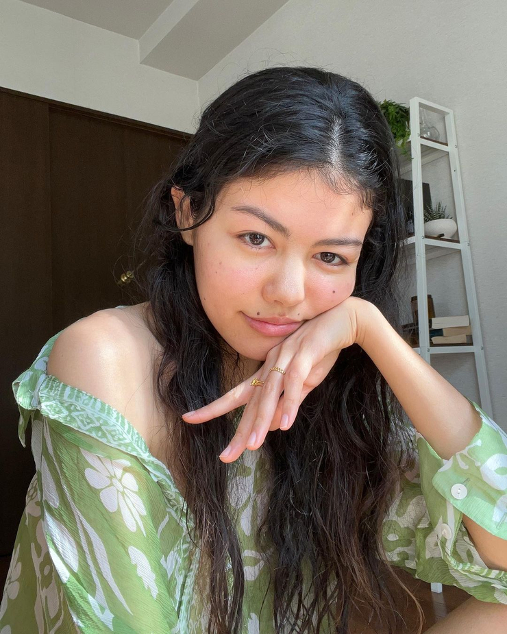Picture of Hitomi Rose