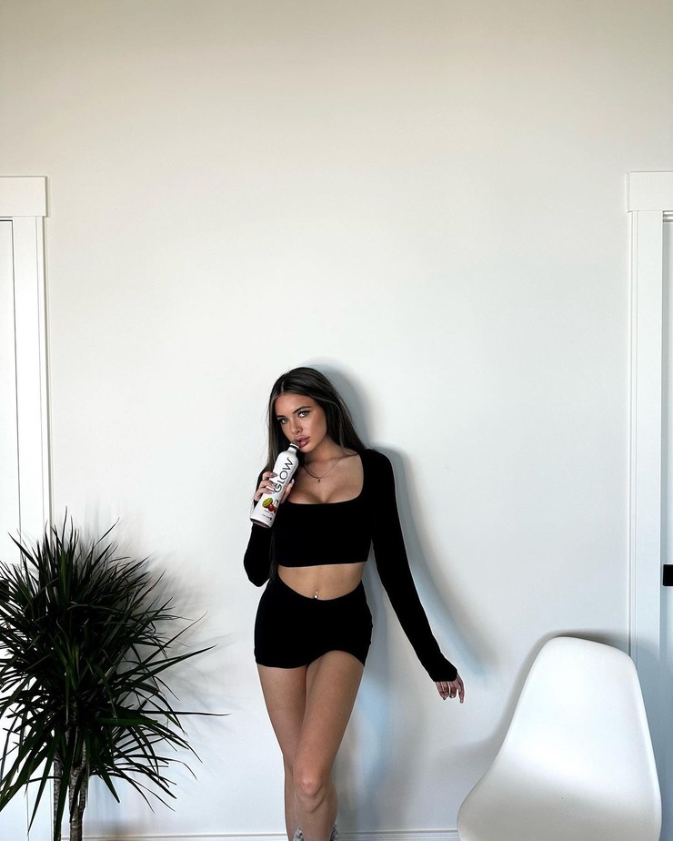 Kendra Rowe Kendra Rowe