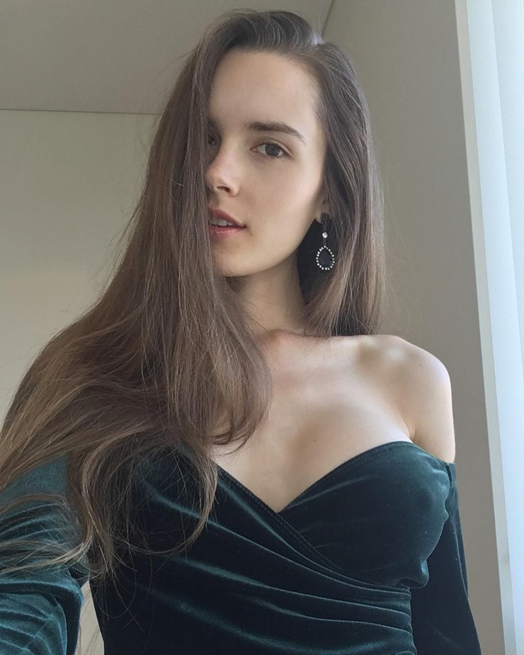 Charlette Bree Charlette Bree