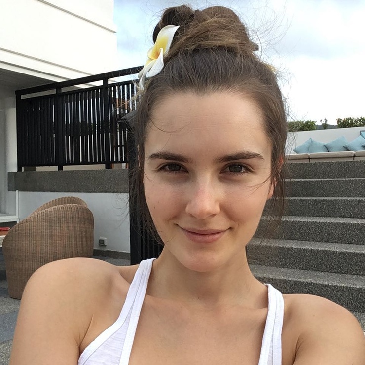 Charlette Bree