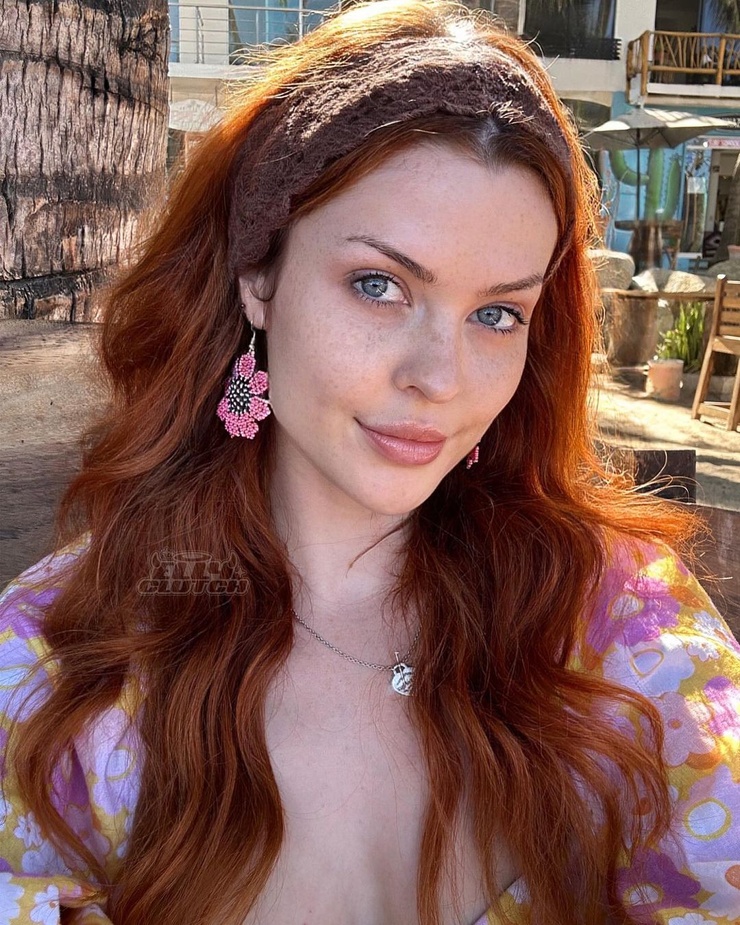 Picture of Elly Clutch