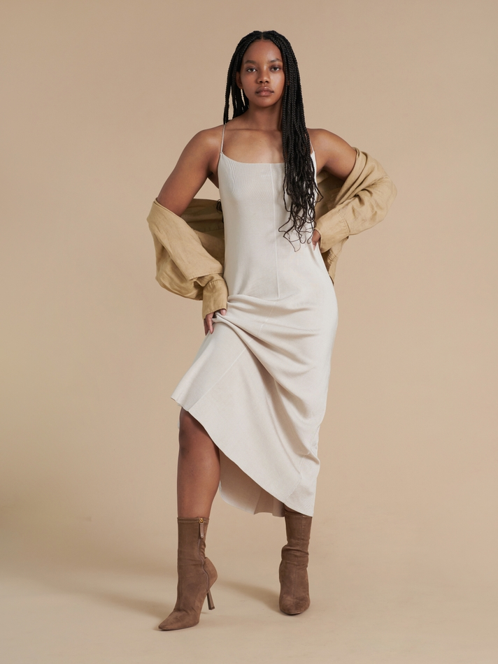 Picture of Gloria Castillo.