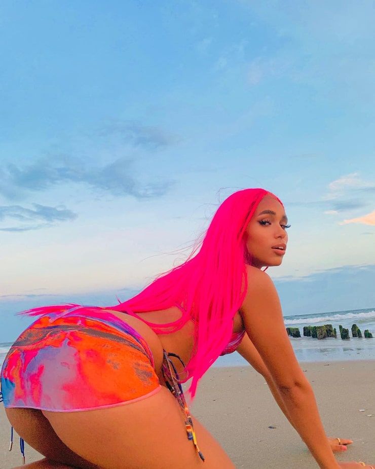 Genesis Vega