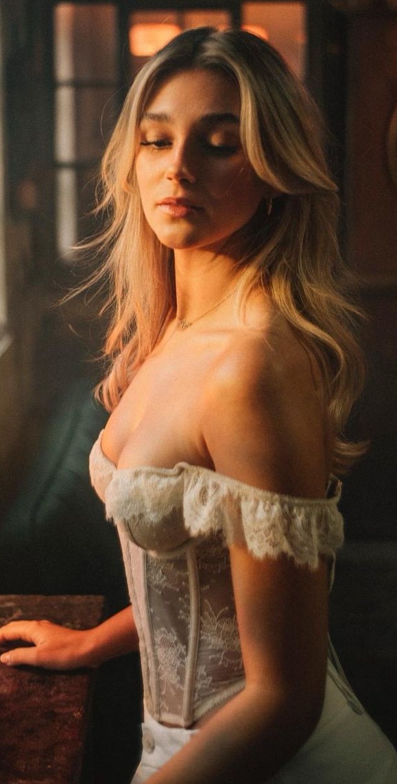 Lara Spengler Lara Spengler